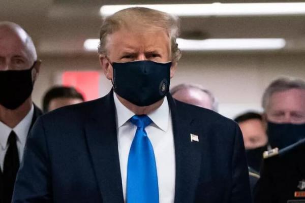 Covid-19 Memburuk, Donald Trump Minta Warga Gunakan Masker