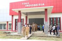 Tinjau Toko Indonesia, Pjs Gubernur Berharap Segera Operasional
