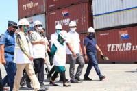 Kunjungan Gus Menteri Ke Pelabuhan Bima: Harga Tol Laut Harus Dievaluasi