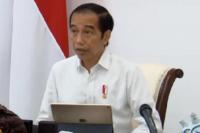 Jokowi Tinjau Vaksinasi Covid-19 di Dua Mall