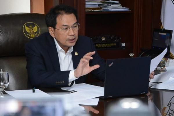 Wakil Ketua DPR RI Azis Syamsuddin Minta Wagub Sumut Bangkitkan Sektor Pariwisata