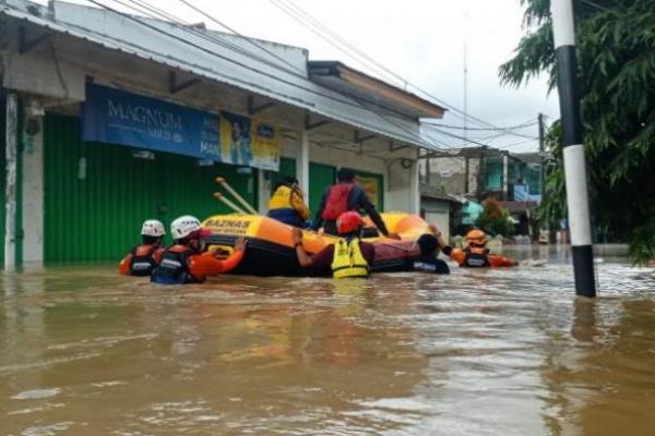 Akibat Banjir, YLKI Gratiskan Biaya Tol