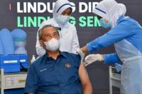 Mulai Program Imunisasi Nasional, PM Malaysia Terima Dosis Pertama Vaksin BioNTech