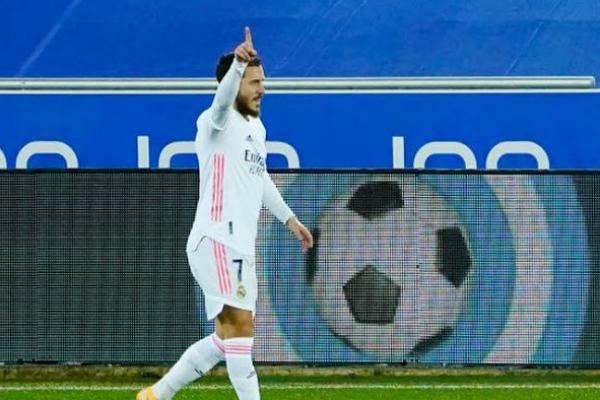 Courtos Optimistis Hazard Tetap Bertahan di Madrid