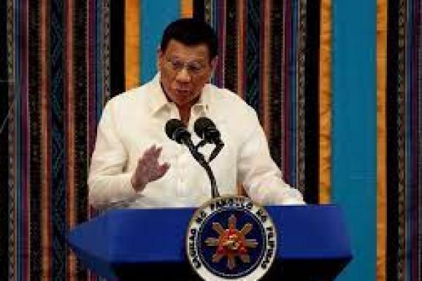 Penolak Vaksinasi COVID-19, Duterte Ancam akan Penjarakan 