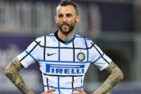 MU Berencana Boyong Gelandang Inter Milan Brozovic